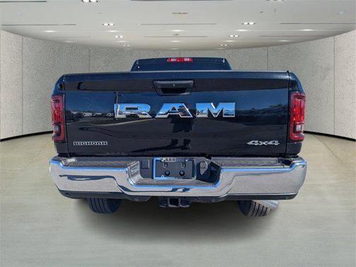 2026 RAM 2500 Big Horn Crew Cab 4x4 6'4' Box