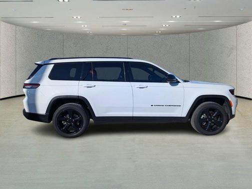2022 Jeep Grand Cherokee L Altitude