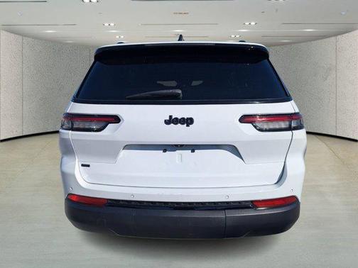 2022 Jeep Grand Cherokee L Altitude