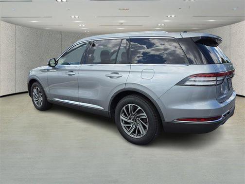2023 Lincoln Aviator Standard