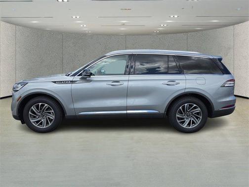2023 Lincoln Aviator Standard