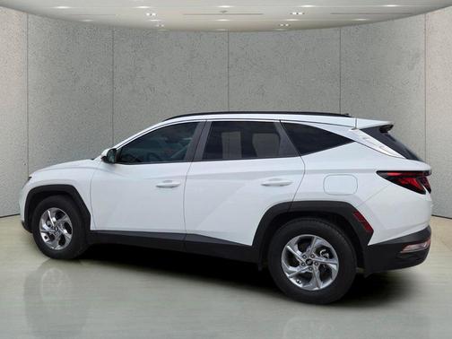 White Pearl 2024 Hyundai TUCSON SEL
