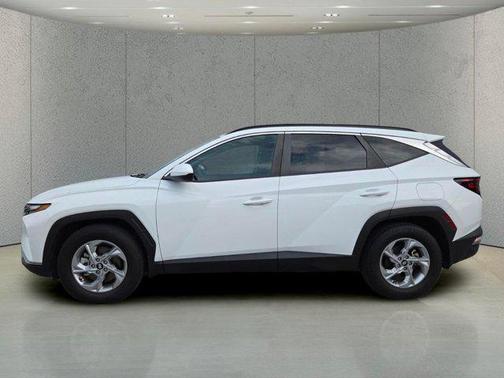 White Pearl 2024 Hyundai TUCSON SEL