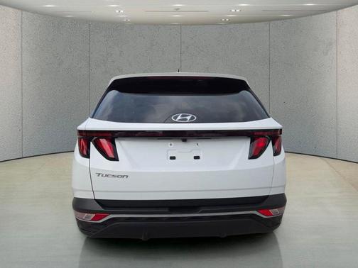 White Pearl 2024 Hyundai TUCSON SEL