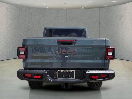 Anvil Clearcoat 2026 Jeep Gladiator Rubicon