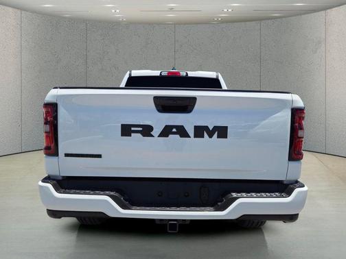 Bright White Clearcoat 2026 RAM 1500 Big Horn/Lone Star
