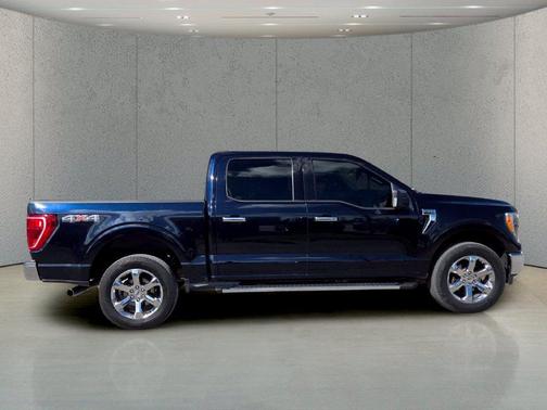 Blue Metallic 2021 Ford F-150 XLT
