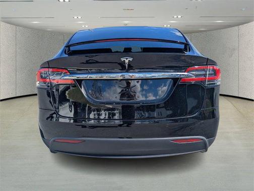 2018 Tesla Model X 75D