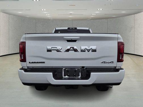 2026 RAM 2500 Laramie Crew Cab 4x4 6'4' Box