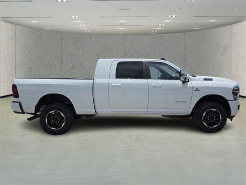 2025 RAM 2500 Laramie Crew Cab 4x4 6'4' Box