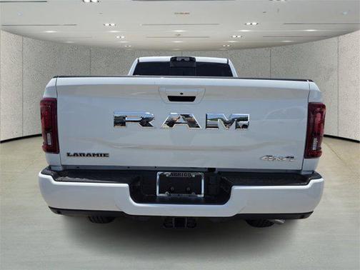 2025 RAM 2500 Laramie Crew Cab 4x4 6'4' Box