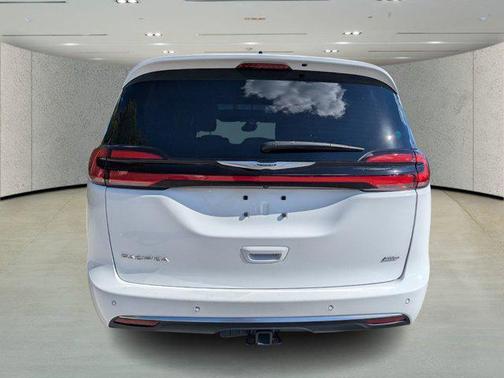 2025 Chrysler Pacifica L