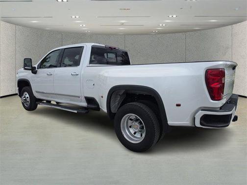 2025 Chevrolet Silverado 3500 High Country