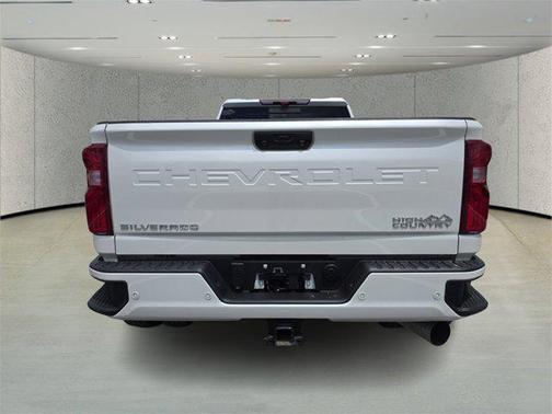 2025 Chevrolet Silverado 3500 High Country