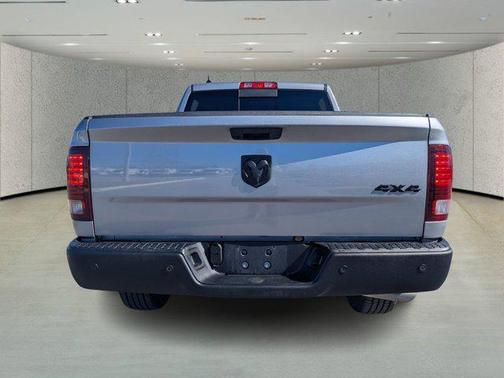 2023 RAM 1500 Classic Warlock Crew Cab 4x4 5'7' Box