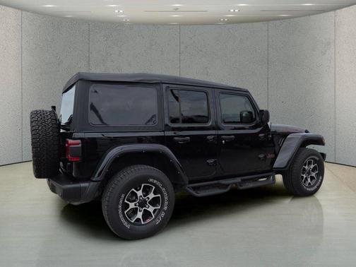 Black Clearcoat 2021 Jeep Wrangler Unlimited Rubicon