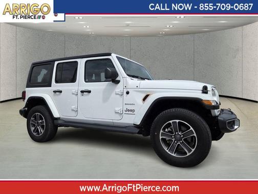 Bright White Clearcoat 2023 Jeep Wrangler 4-Door Sahara 4x4