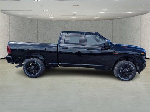 2025 RAM 2500 Big Horn Crew Cab 4x4 6'4' Box