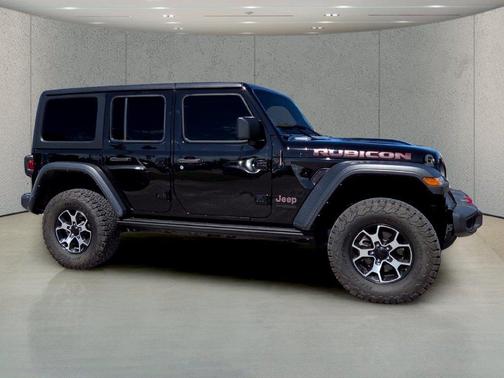 Black Clearcoat 2022 Jeep Wrangler Unlimited Rubicon