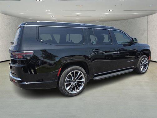 2024 Jeep Wagoneer L Series II 4x4