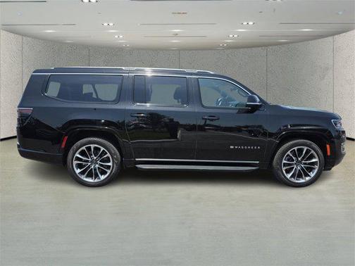 2024 Jeep Wagoneer L Series II 4x4