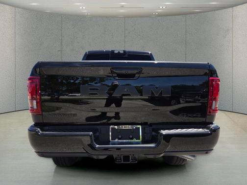 Diamond 2026 RAM 2500 Laramie Mega Cab 4x4 6'4' Box
