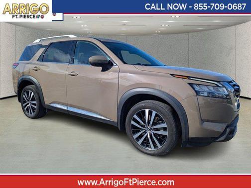 2023 Nissan Pathfinder Platinum 4WD