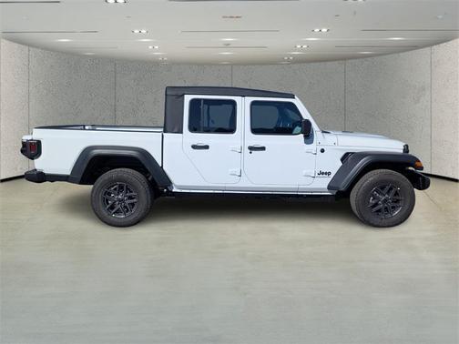 2026 Jeep Gladiator Sport S