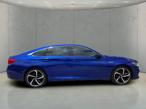 Still Night Pearl 2022 Honda Accord Hybrid Sport