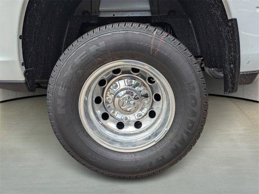 2025 RAM 3500 Tradesman Crew Cab 4x4 8' Box