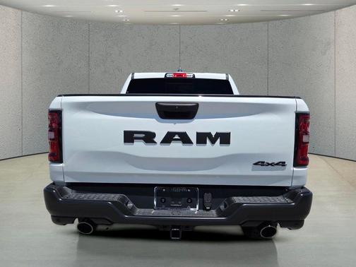 Bright White Clearcoat 2026 RAM 1500 Warlock Crew Cab 4x4 5'7' Box