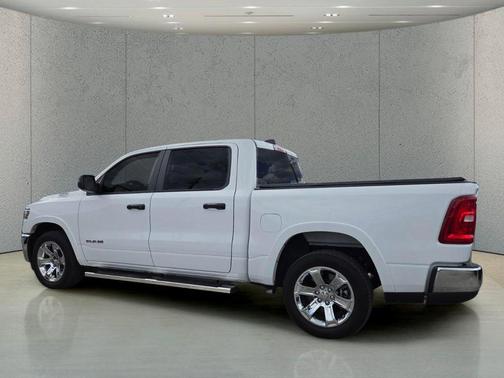 Bright White Clearcoat 2025 RAM 1500 Big Horn/Lone Star