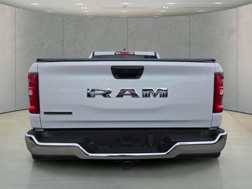 Bright White Clearcoat 2025 RAM 1500 Big Horn/Lone Star