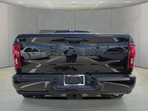 Diamond 2026 RAM 3500 Big Horn Crew Cab 4x4 8' Box