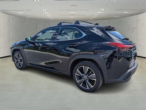 2022 Lexus UX 200 Base