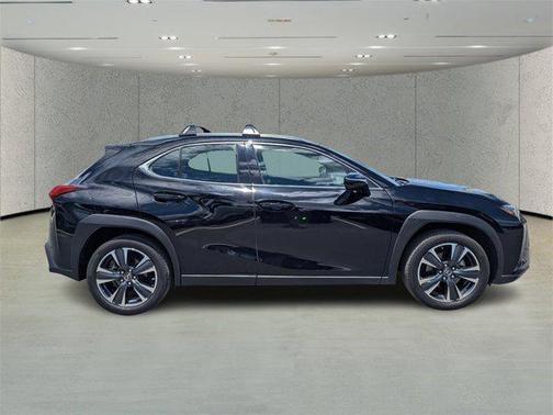 2022 Lexus UX 200 Base