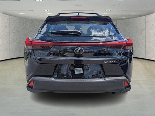 2022 Lexus UX 200 Base