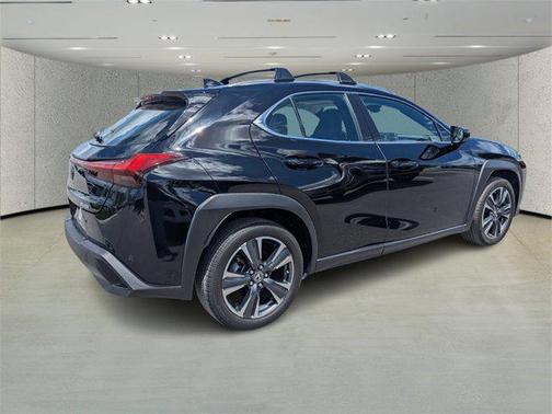 2022 Lexus UX 200 Base