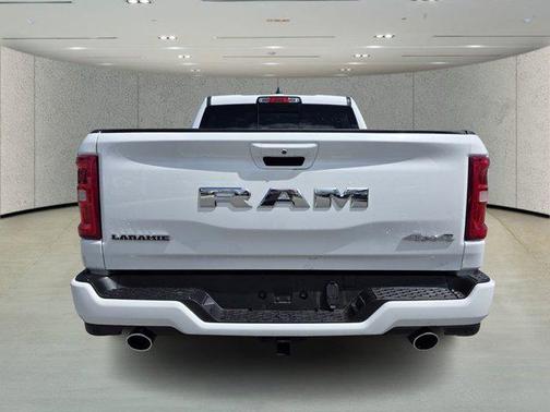 Bright White Clearcoat 2026 RAM 1500 Laramie