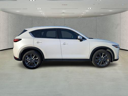 2021 Mazda CX-5 Signature