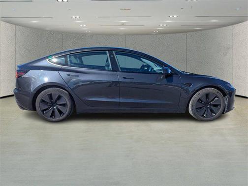 2024 Tesla Model 3 Long Range