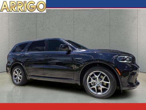 Night Moves 2026 Dodge Durango GT HEMI V8