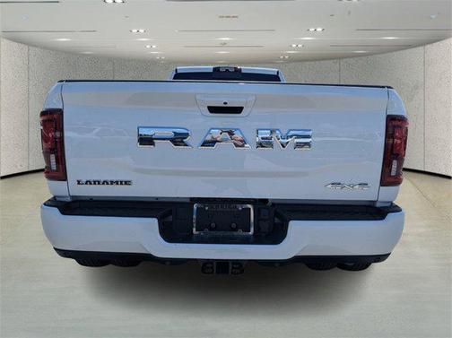 2025 RAM 3500 Laramie Crew Cab 4x4 8' Box