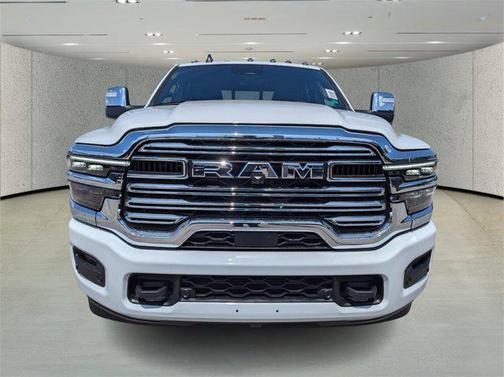2025 RAM 3500 Laramie Crew Cab 4x4 8' Box