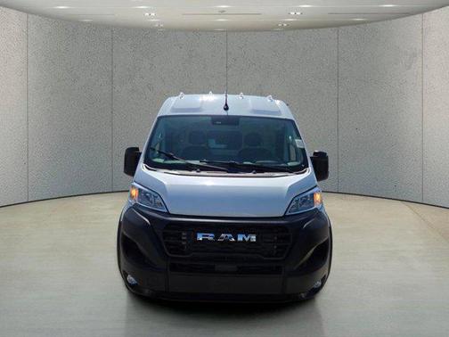 Bright White Clearcoat 2026 RAM ProMaster 2500 Tradesman