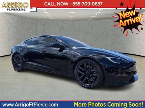 2022 Tesla Model S Base