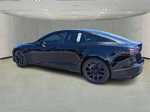2022 Tesla Model S Base