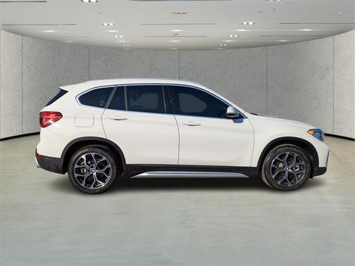 2021 BMW X1 sDrive28i