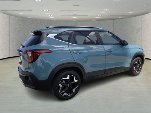 2025 Kia Seltos EX