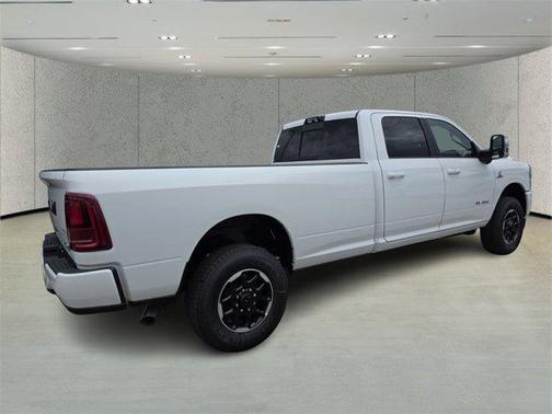 2025 RAM 3500 Laramie Crew Cab 4x4 8' Box
